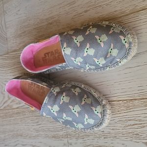 ☀️Ubuntu x Star Wars Afridrilles Mandalorian Shoes Grogu Baby Yoda Size 7